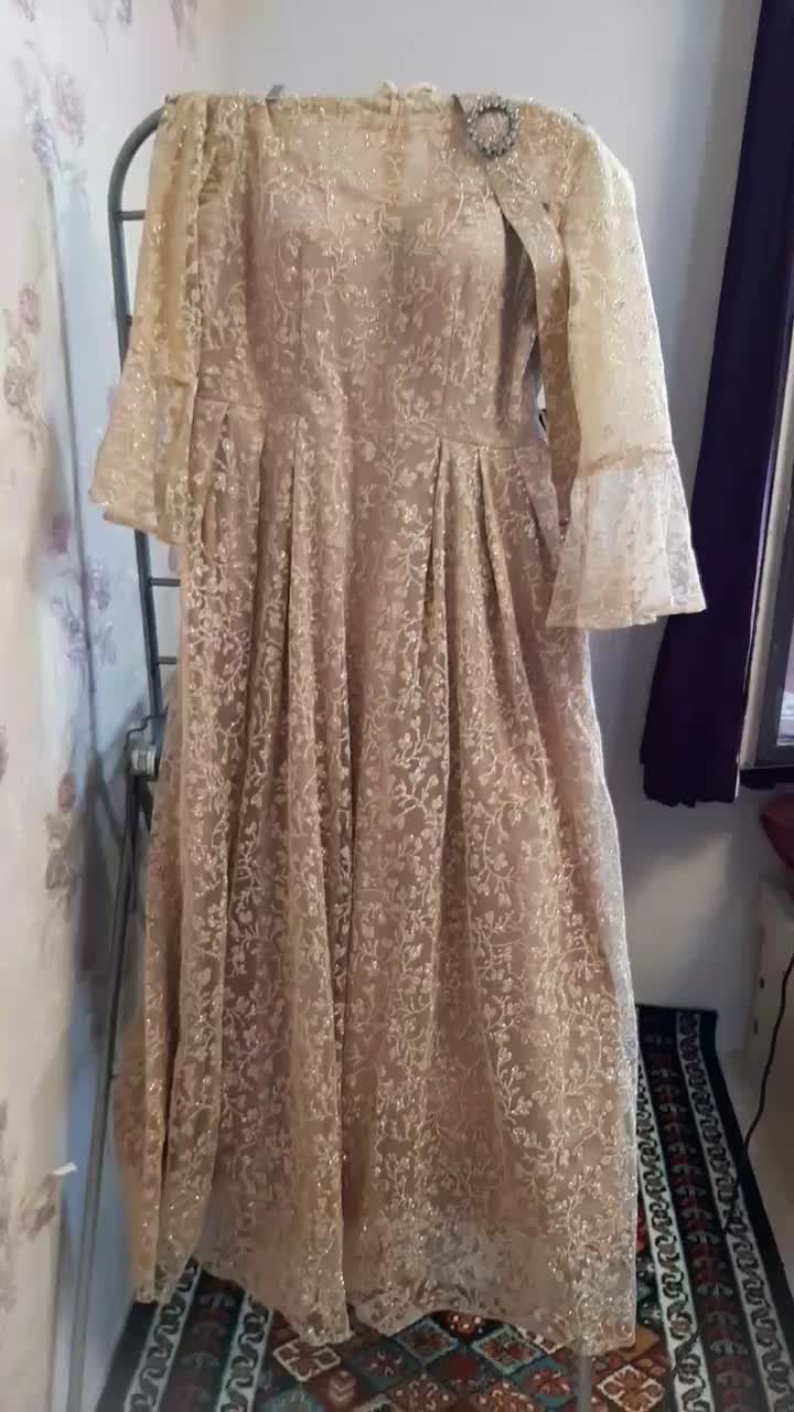 لباس مجلسی|لباس|بومهن, |دیوار