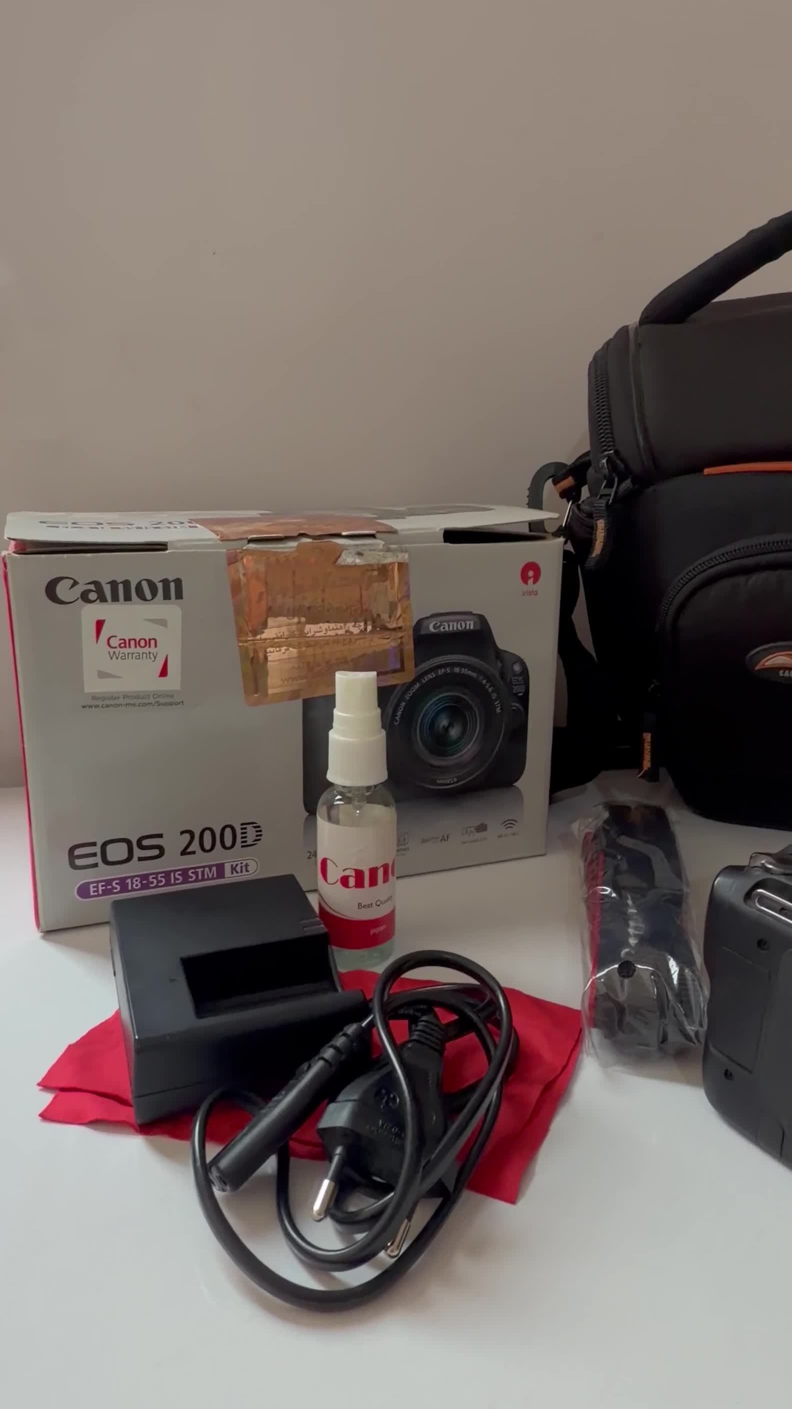 دوربین canon200D|دوربین عکاسی و فیلمبرداری|شیراز, گلدشت معالیآباد|دیوار
