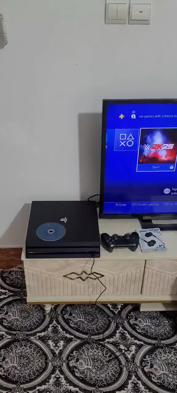 ps4 pro کپیخور با کیف و هدفون|کنسول، بازی ویدئویی و آنلاین|قم, پردیسان|دیوار