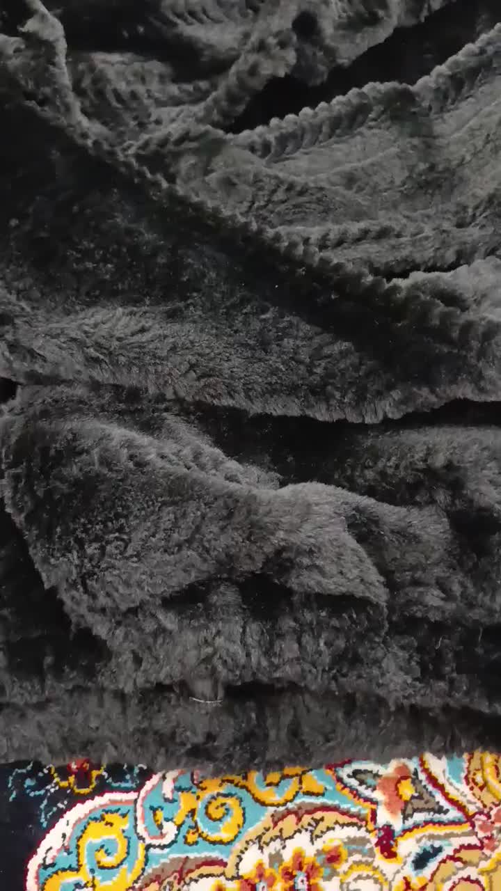 تدی مخمل|لباس|سبزوار, شرق کال میانی|دیوار