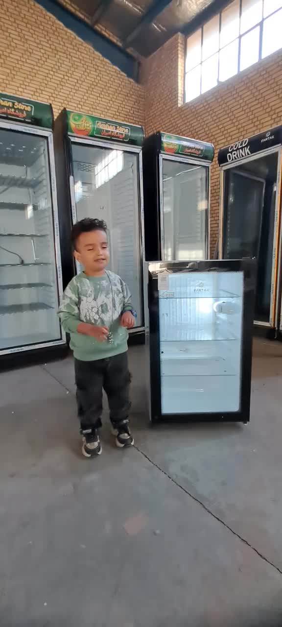 یخچال ایستاده ۷۰ سانتی و ۵ فوت|فروشگاه و مغازه|تهران, دانشگاه شریف|دیوار