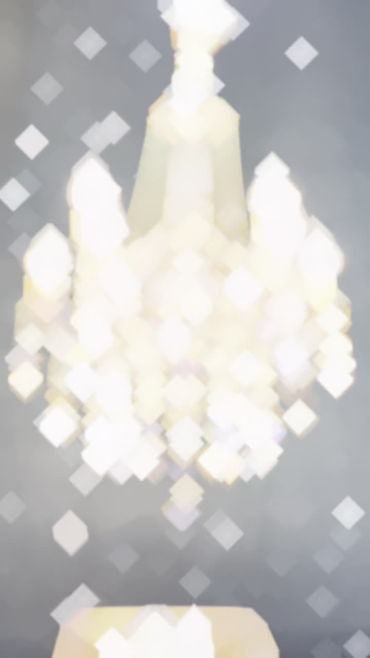 لوستر فرشته سنگی نــه شاخه/تعویض لوسترکهنه با نو|لوستر و چراغ آویز|تهران, نعمتآباد|دیوار