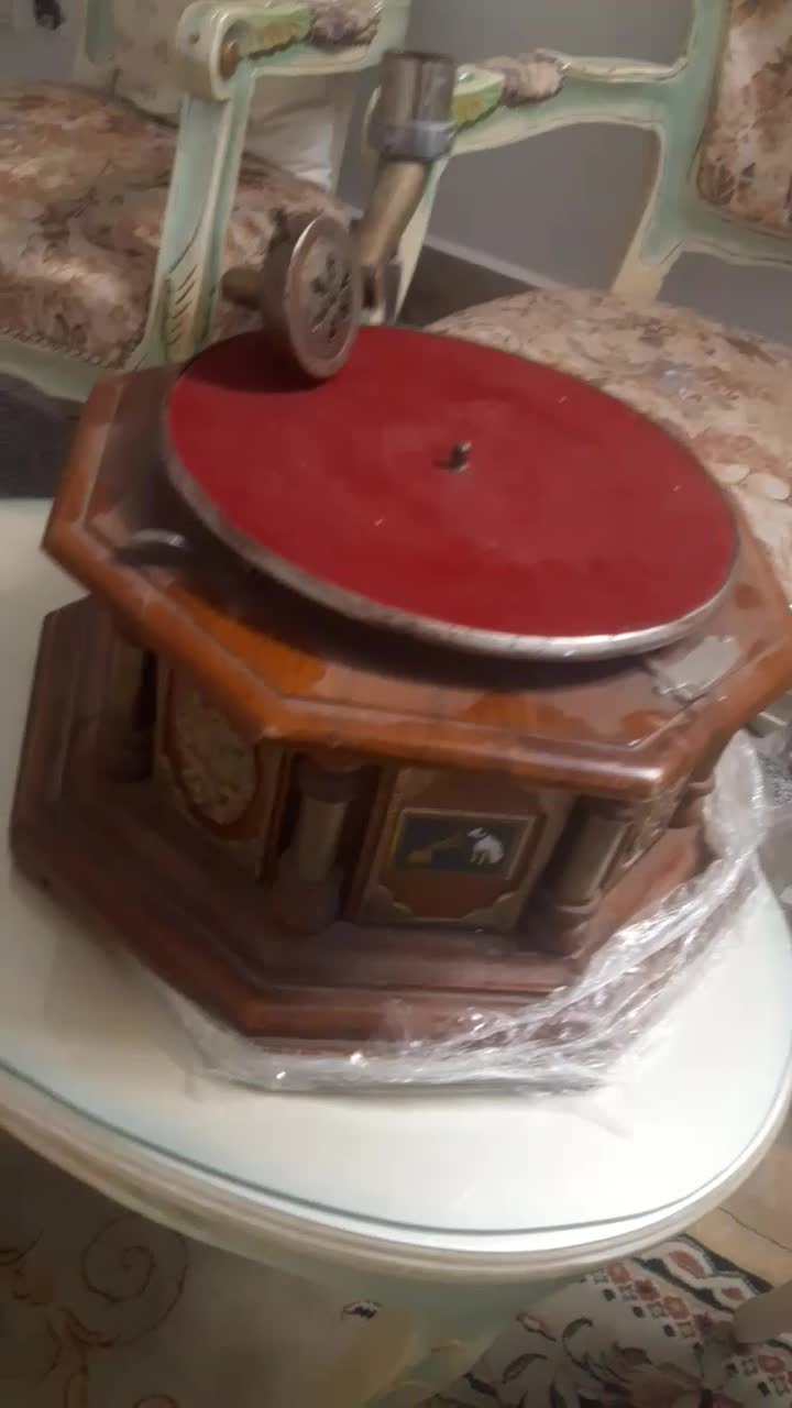 گرامافون مسترویس|کلکسیون و سرگرمی|قم, پردیسان|دیوار