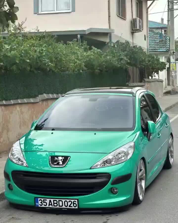 پژو 207 پانا / مشاورهو معاوضه خرید تصادفی چپی|خودرو سواری و وانت|شاهین‌شهر, شهرک مطهری|دیوار