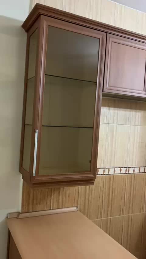 یک دست کابینت هود و سینک کارکرده در حد نو|کتابخانه، شلف، قفسه‌های دیواری|زنجان, |دیوار