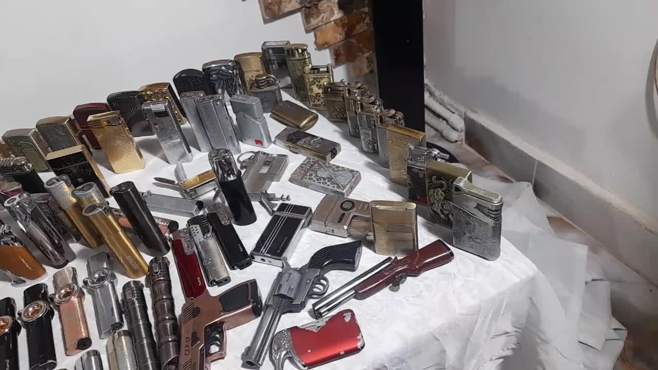 فندک های قدیمی برند|کلکسیون اشیاء عتیقه|کرج, عظیمیه|دیوار