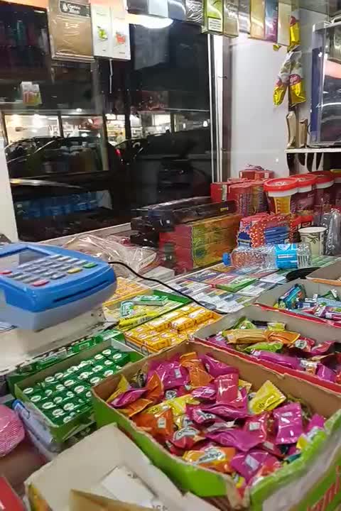 فروشنده.کارگر ساده. دکه مطبوعاتی.تنقلات. استخدام|استخدام خدمات فروشگاه و رستوران|مشگین شهر, |دیوار