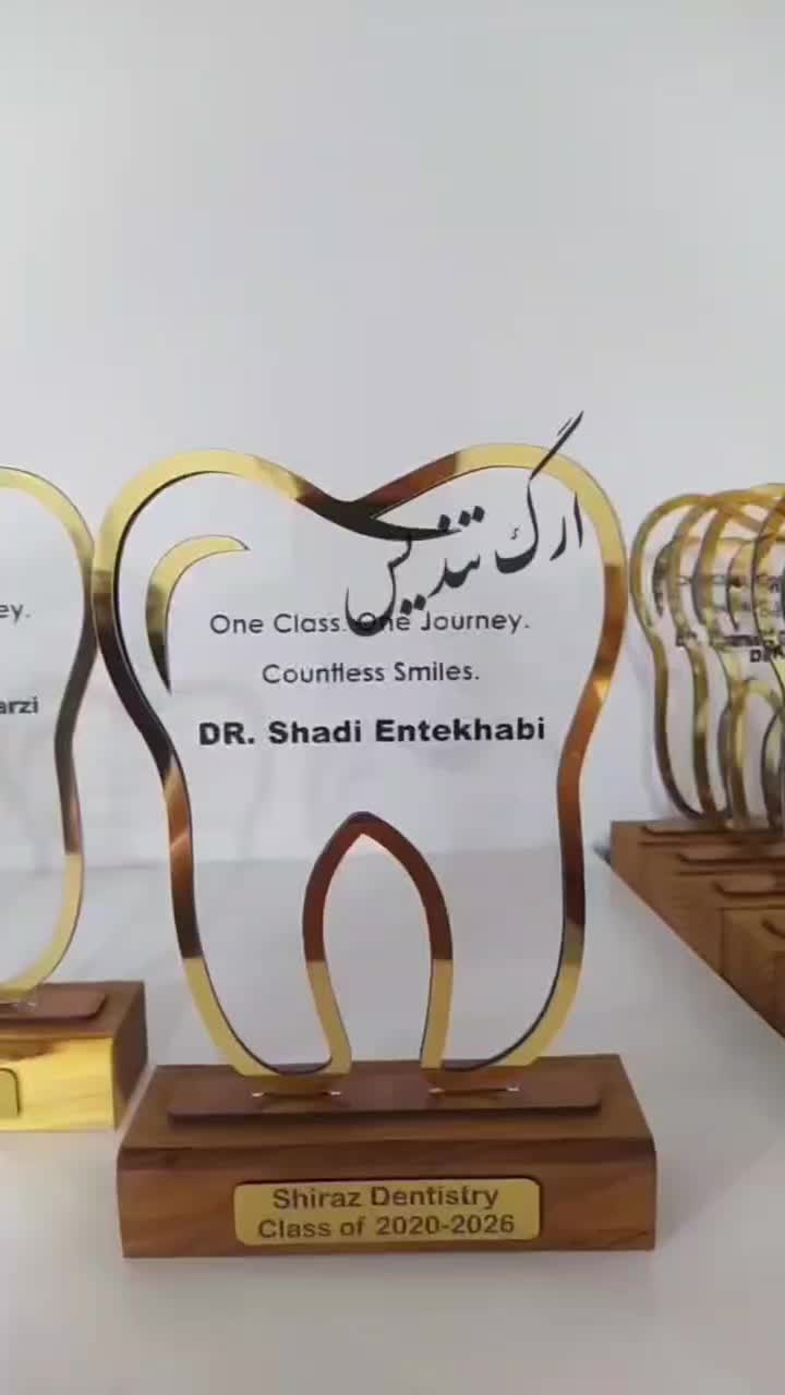 تندیس فارغالتحصیلی دانشگاه(تولید اختصاصی وعمده)|صنایع دستی و سایر لوازم تزئینی|تهران, فلسطین (میدان انقلاب)|دیوار