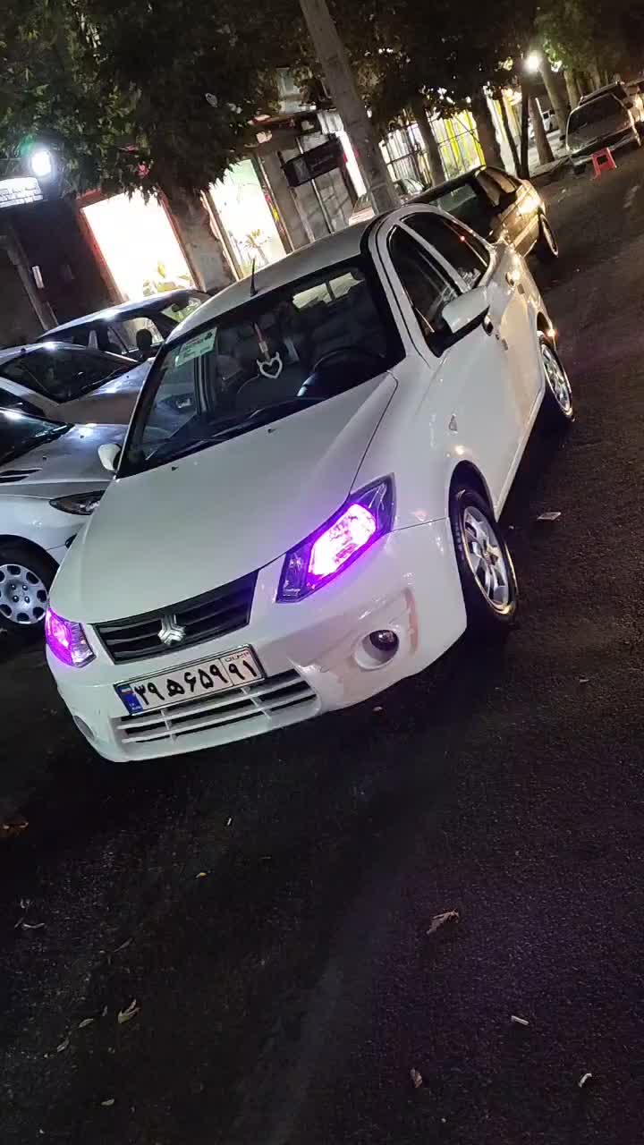 ساینا مدل ۹۸ بیرنگ کم کار|خودرو سواری و وانت|خوی, |دیوار