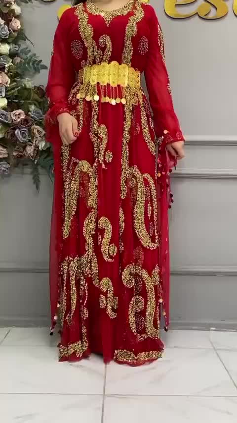 لباس مجلسی کردی،عبا،عربی،پیراهن|لباس|اردبیل, |دیوار