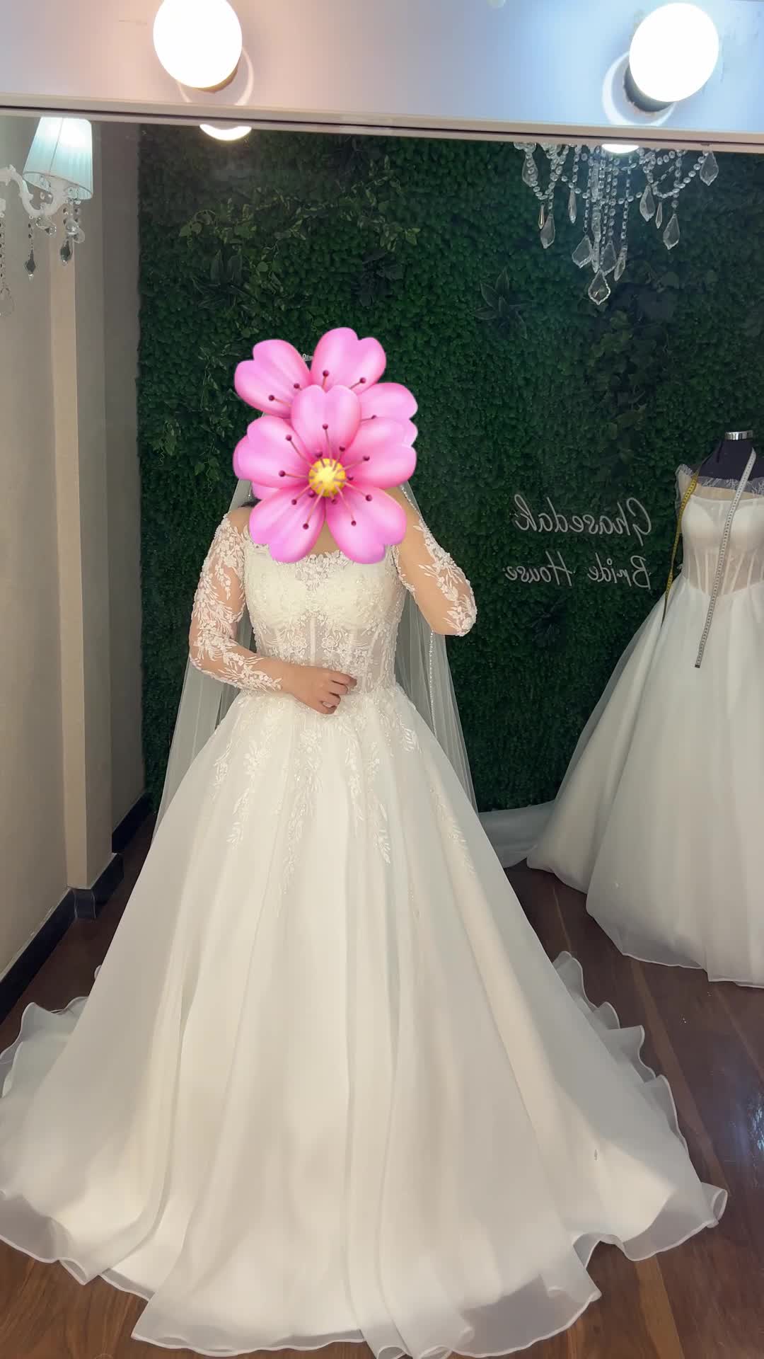 لباس عروس|لباس|رشت, شالکو|دیوار