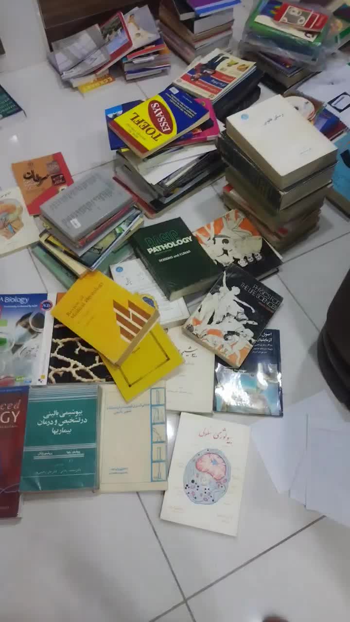 کتابهای تخصصی علوم ازمایشگاهی  و|کتاب و مجله آموزشی|شیراز, ستارخان|دیوار
