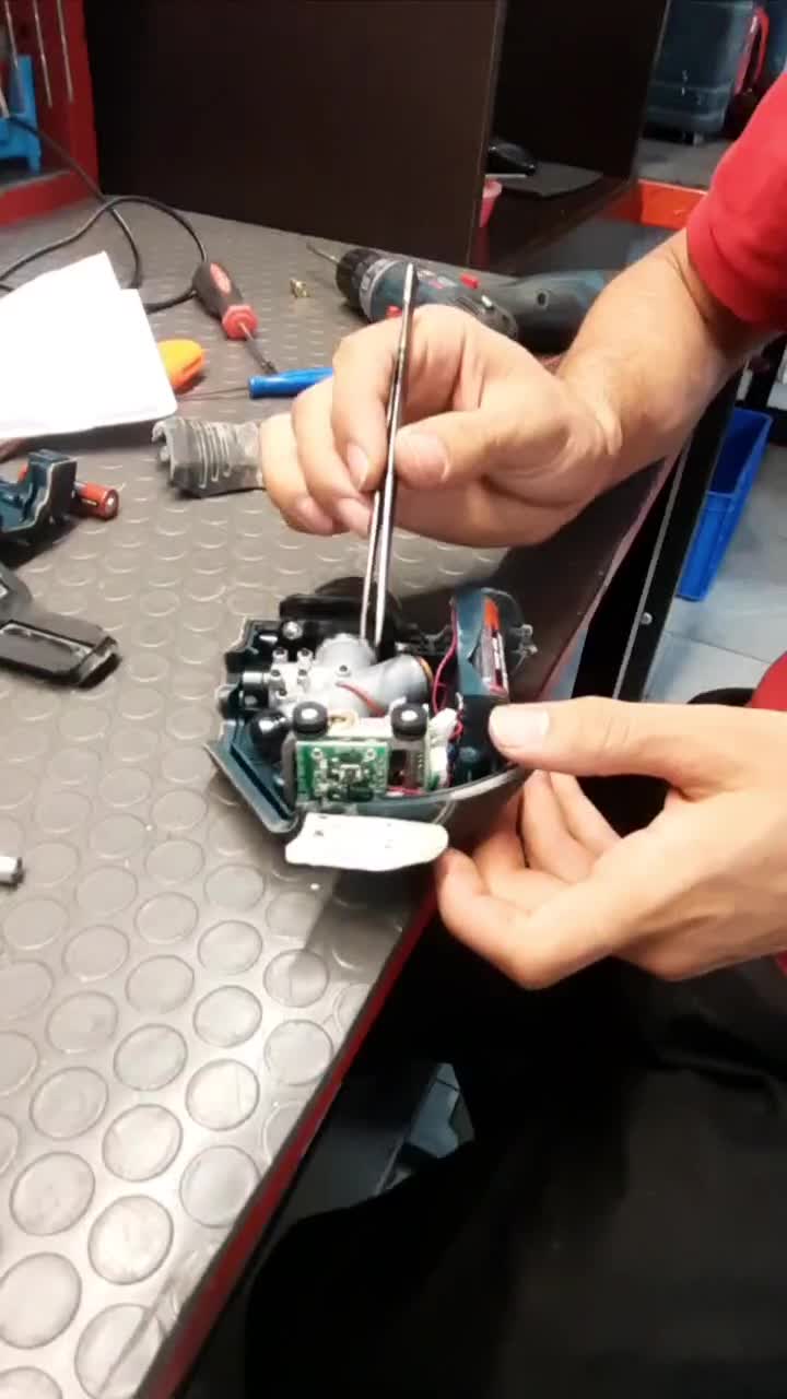 تعمیرات تراز لیزری در رشت|ماشینآلات صنعتی|رشت, پاستوریزه|دیوار