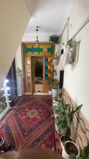 خونه سنتی|اجارهٔ کوتاه‌مدت ویلا و باغ|شیراز, شاهچراغ|دیوار