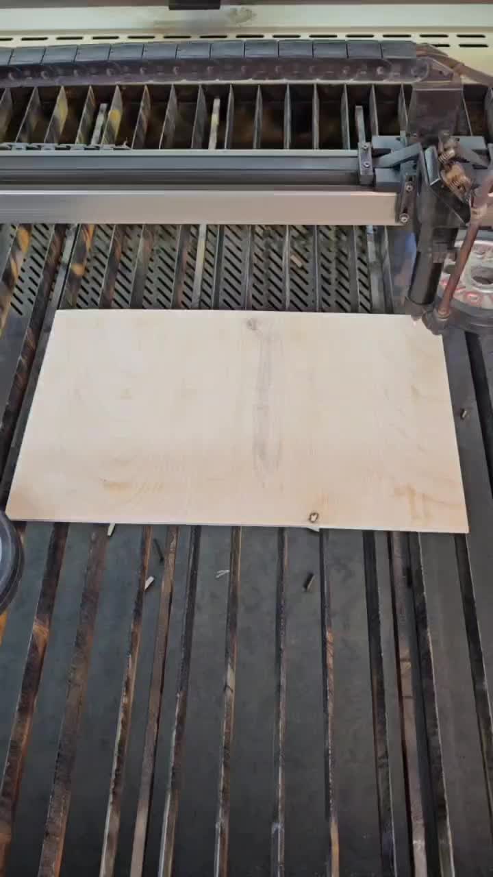 خدمات حکاکی و برش لیزری غیرفلزات|خدمات پیشه و مهارت|پاکدشت, پاکدشت (مامازند)|دیوار