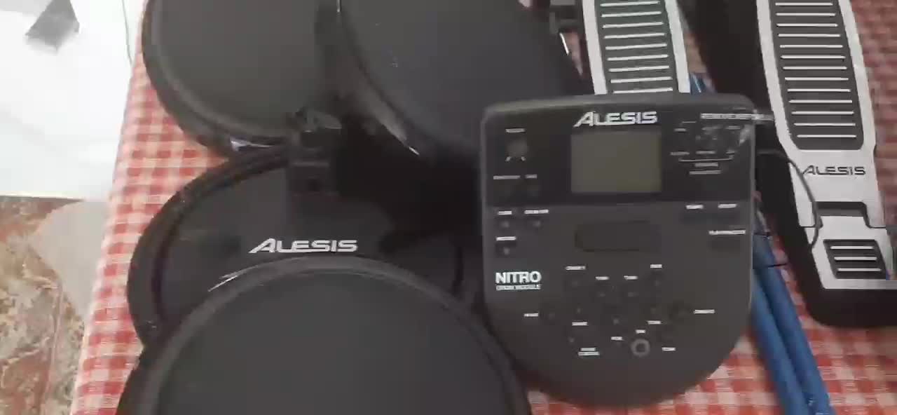 درامز الکترونیکی Alesis Nitro|درام و پرکاشن|بجنورد, |دیوار