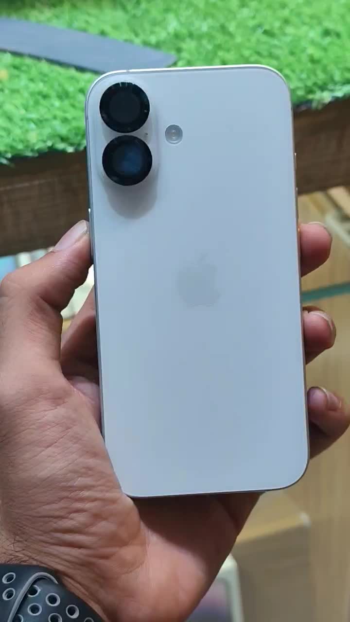 iphone 16 Normal|موبایل|اراک, |دیوار