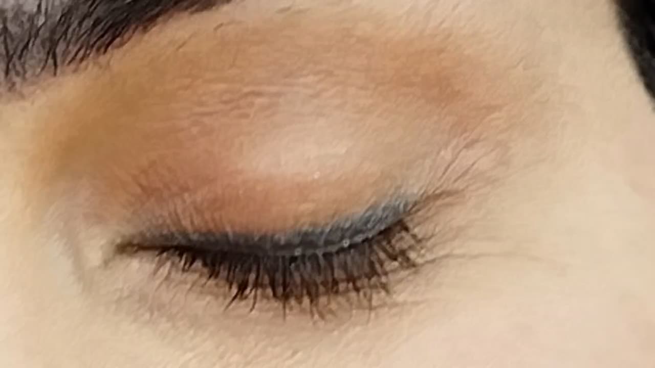 کاشت هیدن لیفت تخصصی ابرو|خدمات آرایشگری و زیبایی|رشت, توشیبا|دیوار