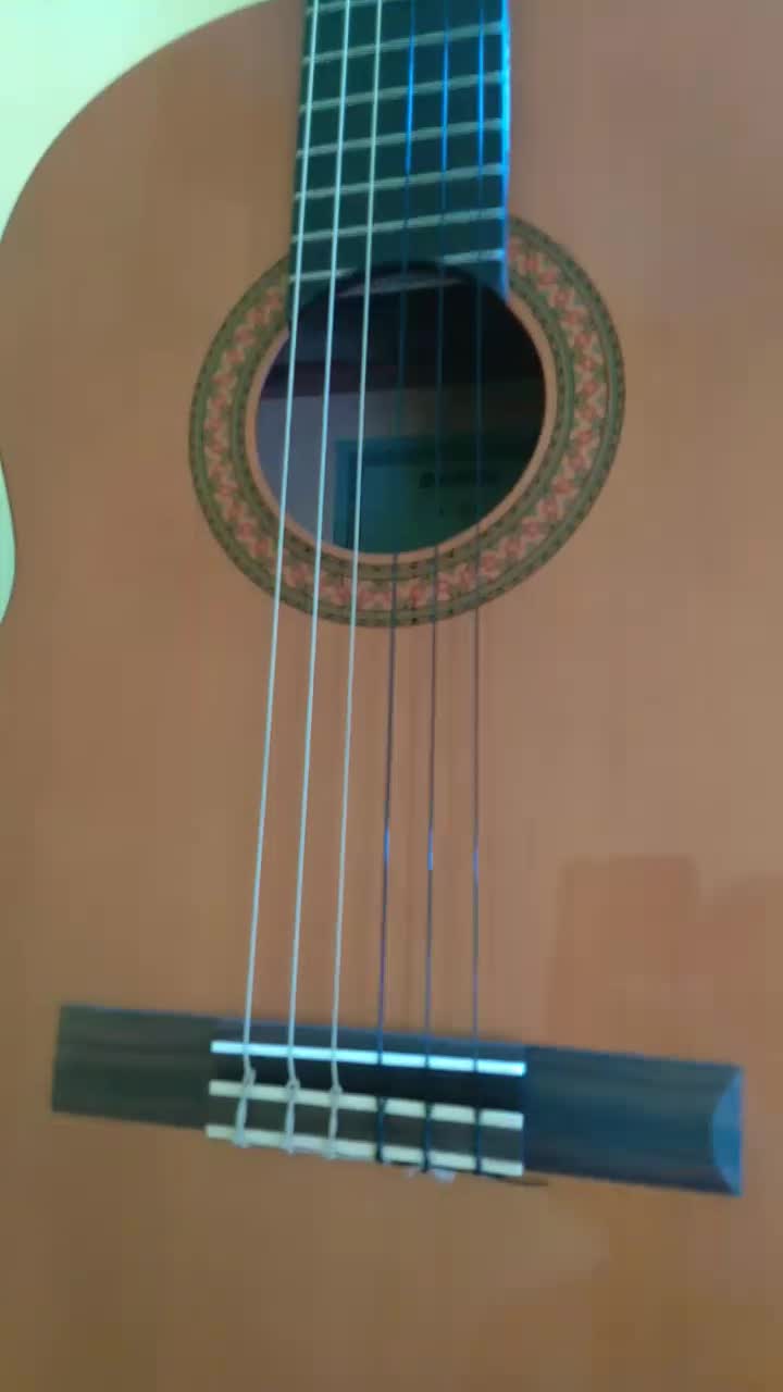 گیتار یاماها اریا c70اسینسبا کیس و دفتر نت پیک|گیتار، بیس، امپلیفایر|رشت, معلم|دیوار