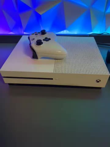 Xbox one s 1TB xbox one|کنسول، بازی ویدئویی و آنلاین|شیراز, شهرک پرواز|دیوار