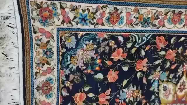 قالی دست بافت|فرش|اصفهان, نقش جهان|دیوار