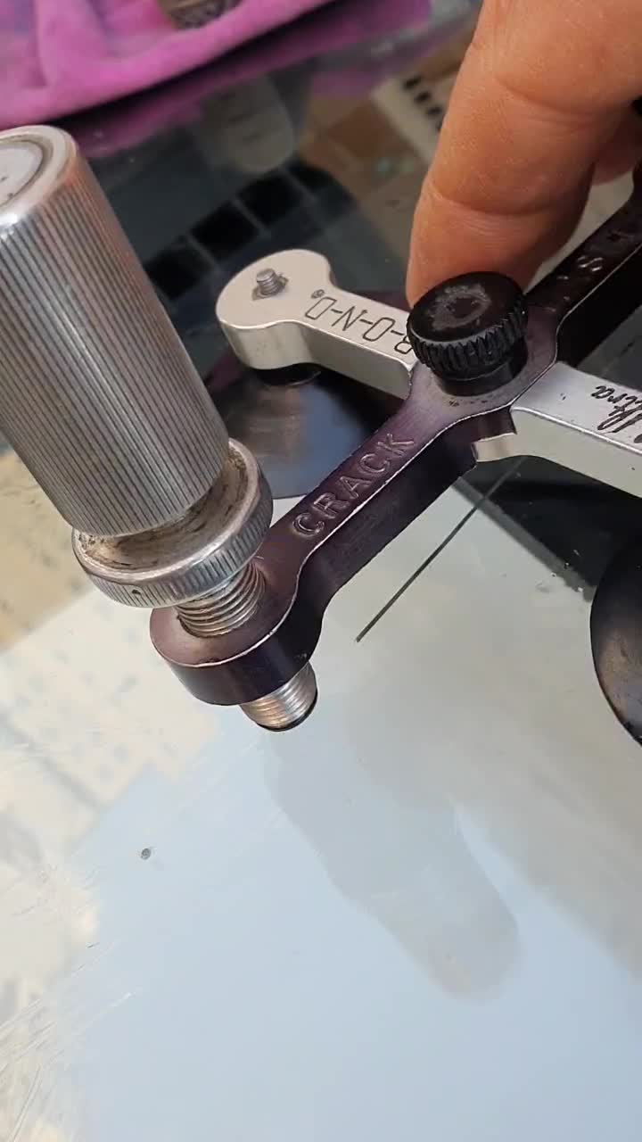 ترمیم سنگ خوردگی و ترک پولیش شیشه اتومبیل سیار|خدمات موتور و ماشین|تهران, شهرک پرواز|دیوار