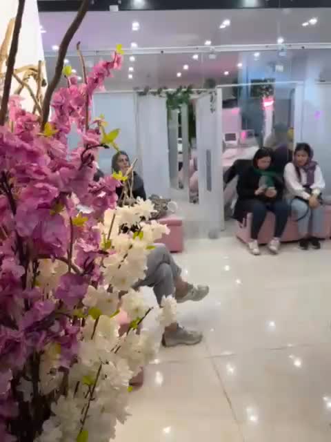 استخدام نیرو در کلنیک زیبایی|استخدام درمانی، زیبایی، بهداشتی|اهواز, کیان اباد|دیوار
