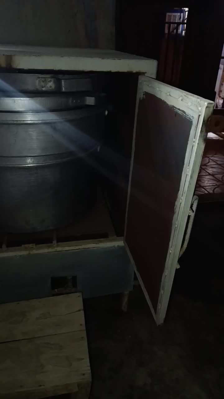 فر ودیگ ...|کافی‌شاپ و رستوران|شاهین‌شهر, طالقانی|دیوار