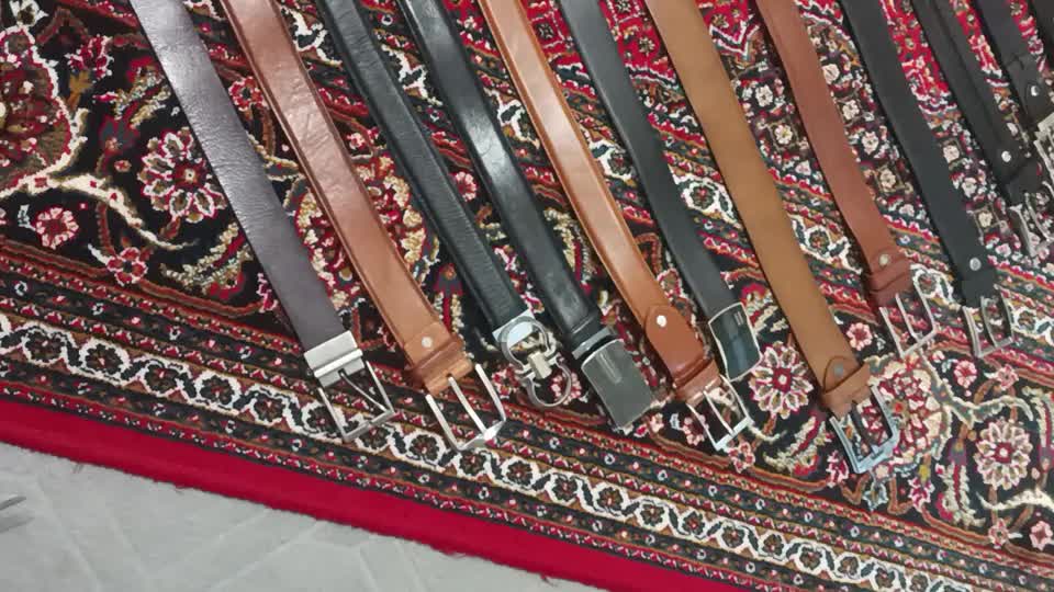 تعدادی کمربند چرم طببعی اصل خارجی بسیار تمیز|کیف، کفش، کمربند|مهاباد (آذربایجان غربی), |دیوار