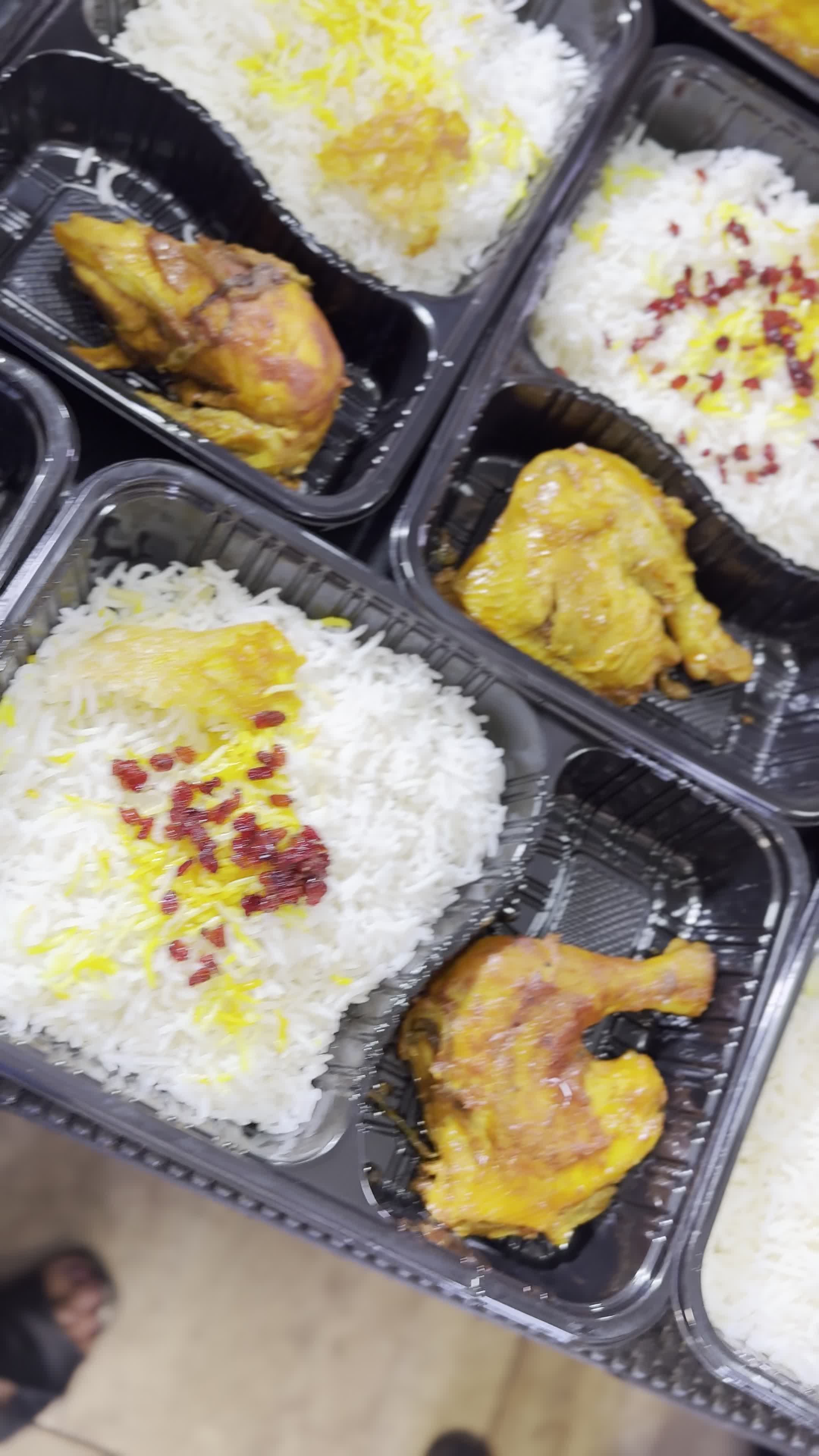 غذای پرسنلی با طعم خانگی کترینگ نون و‌نمک|خوردنی و آشامیدنی|تهران, علم و صنعت|دیوار