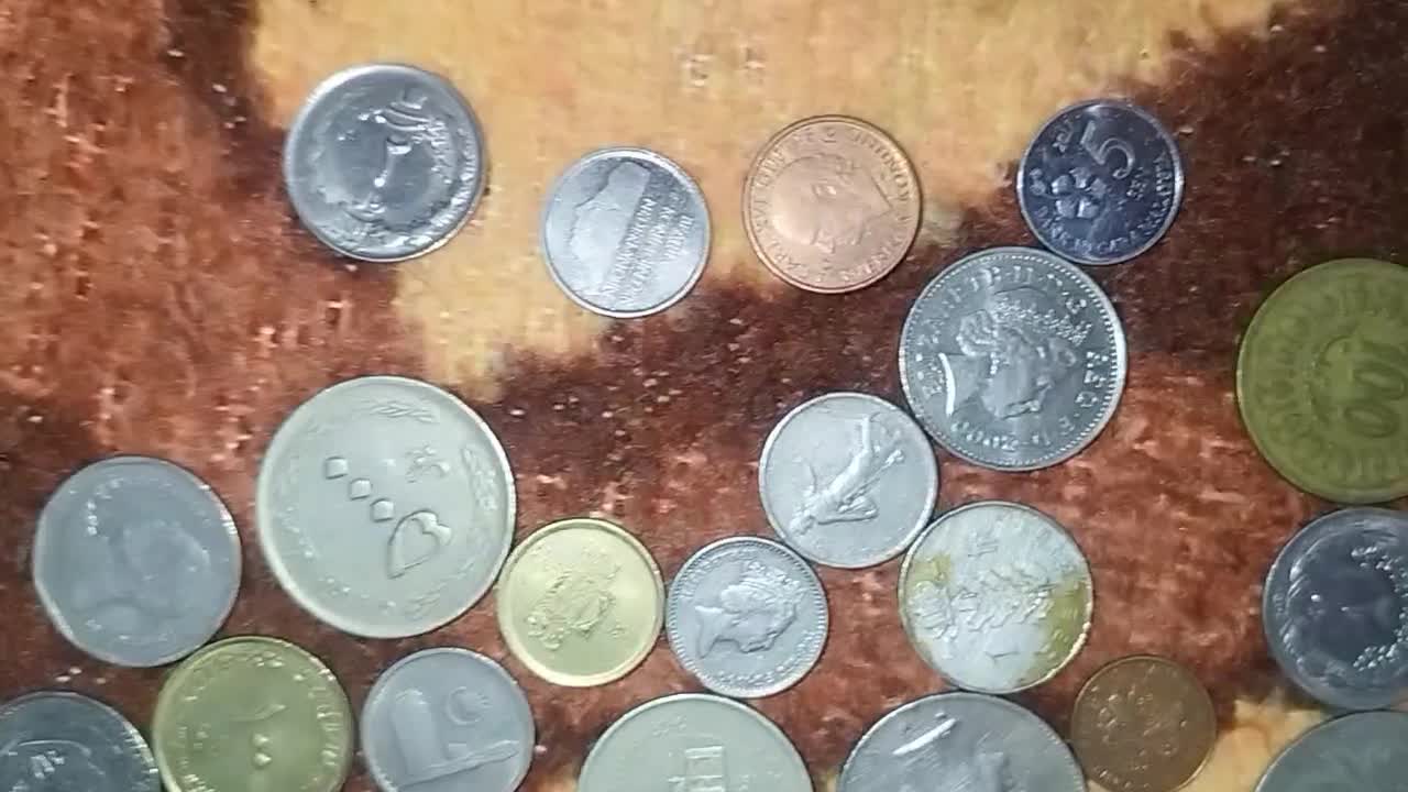 سکه و پول خارجی وایرانی غیر تکرار|کلکسیون سکه، تمبر، اسکناس|پرند, فاز ۴|دیوار