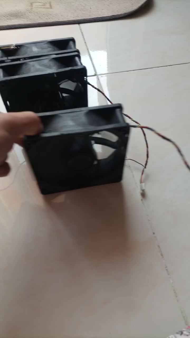 فن ۱۲ولت ۱۲سانتی فوق پر قدرت کارکرده|قطعات و لوازم جانبی رایانه|تبریز, |دیوار