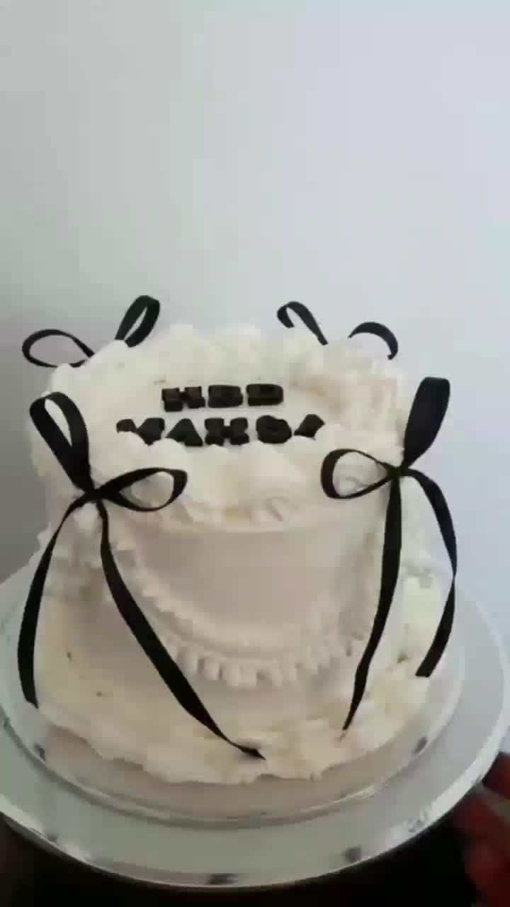 کیک تولد خانگی وکیک های کافیشاپی|خوردنی و آشامیدنی|شاهین‌شهر, شهرک میلاد|دیوار