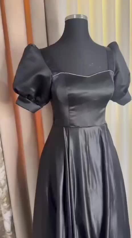 لباس مجلسی|لباس|رامشیر, |دیوار