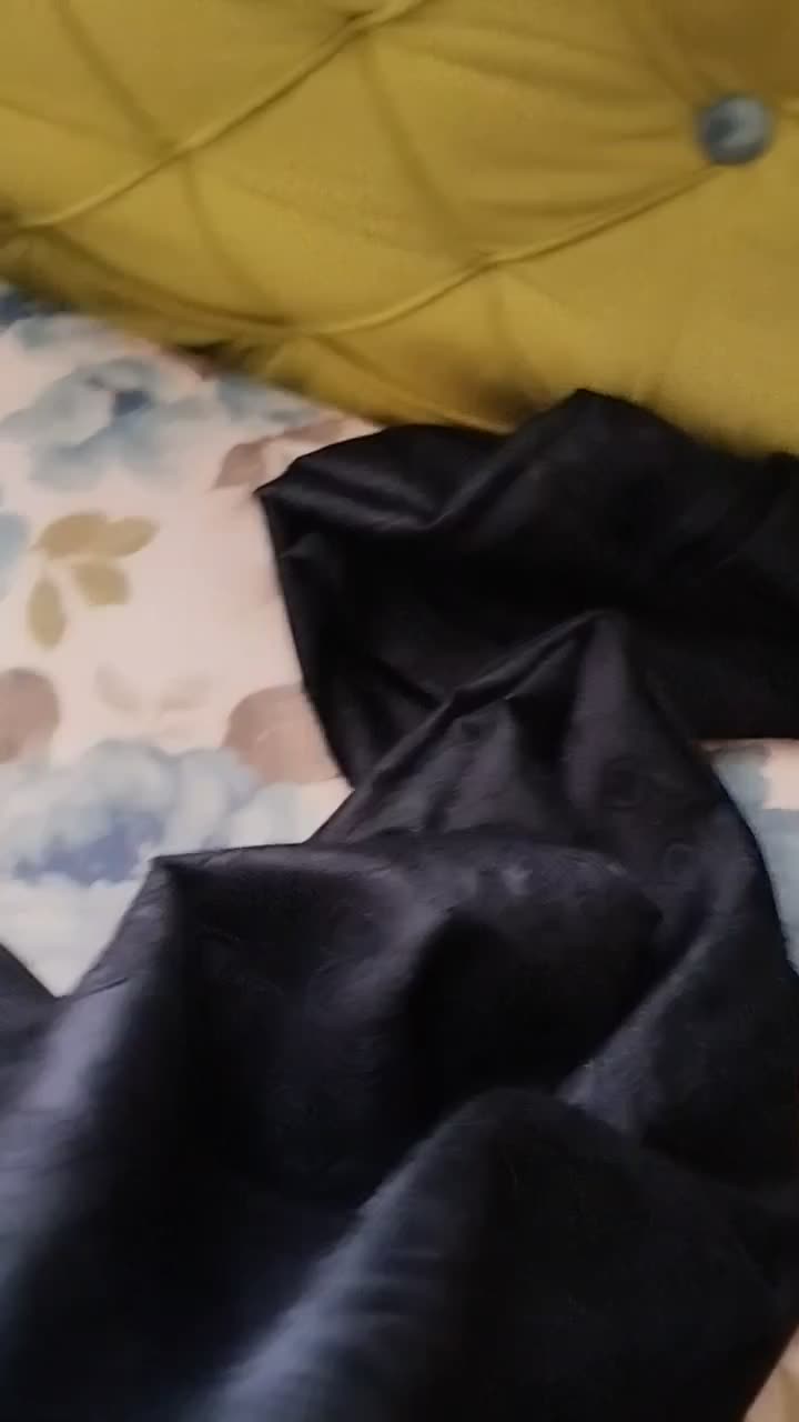 چادرمشکی|لباس|مشهد, کلاته برفی|دیوار