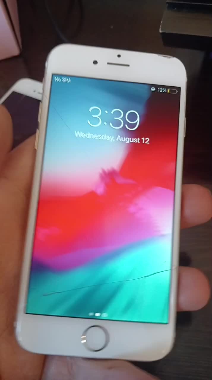 iPhone 6|موبایل|اصفهان, باغ زرشک|دیوار