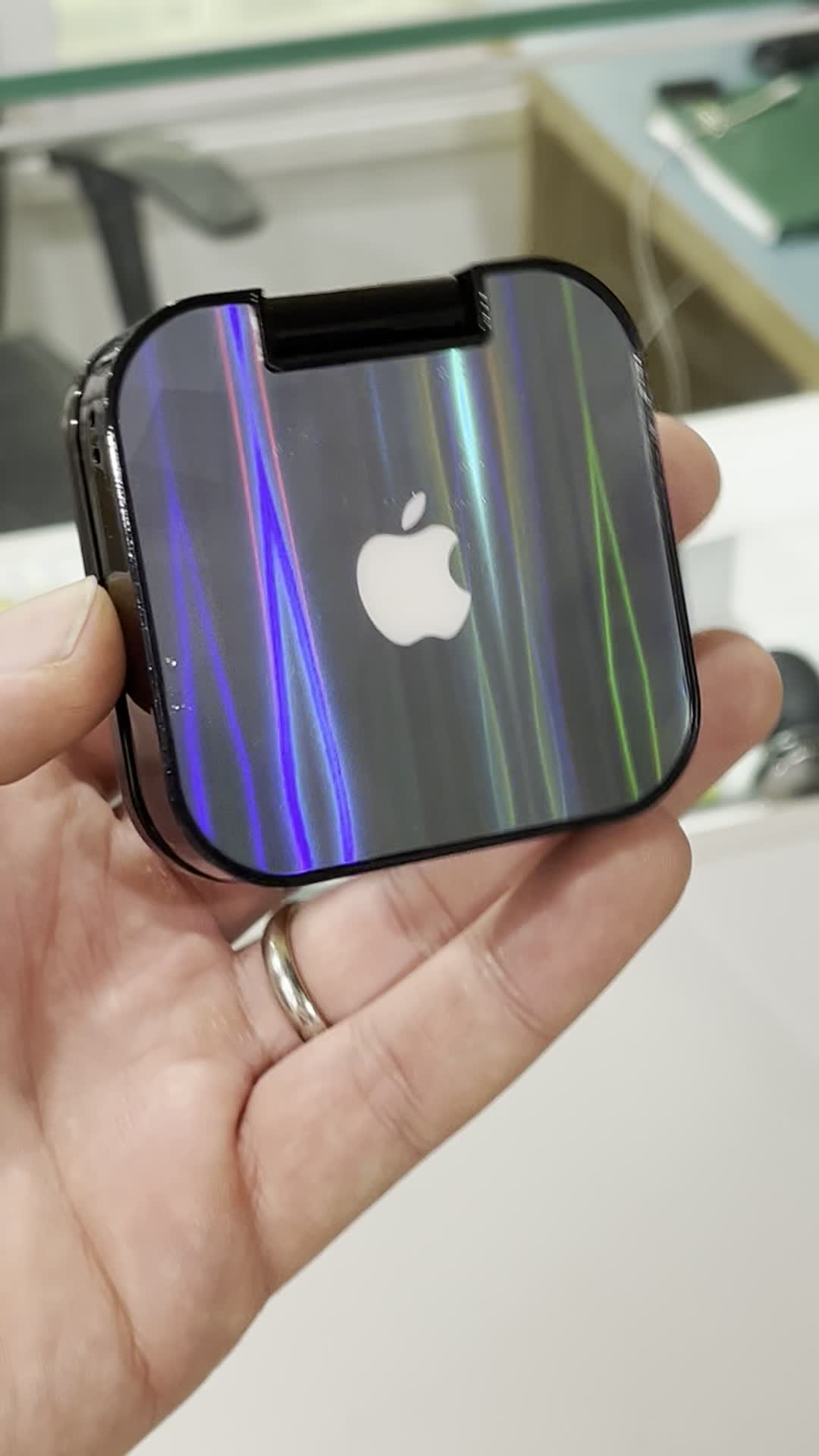 تاشو Apple Flip Mobile 16 pro New 15 16 I17|موبایل|تهران, گلستان (شهرک راه آهن)|دیوار