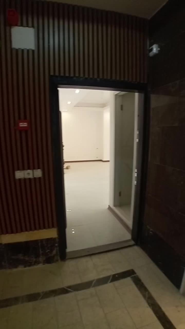 ۱۲۰ متر واحد/نوساز/۲ طرف نور/تختی|فروش آپارتمان|بروجرد, |دیوار