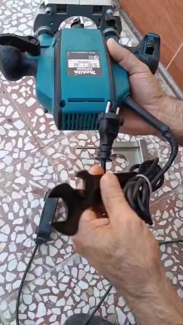 اور فرز نجاری (ماکیتا)،دریل،اصل|ابزارآلات|شیراز, بازار|دیوار