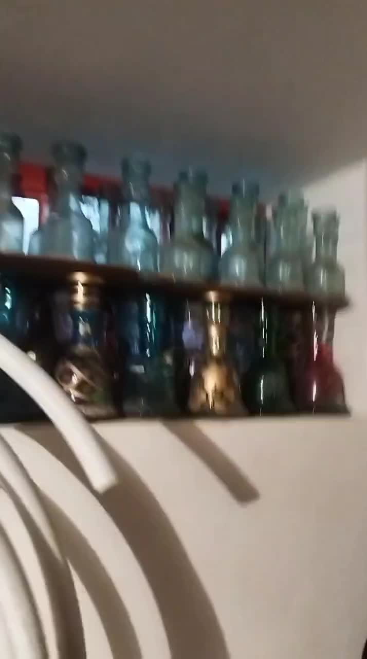 قلیان|کافیشاپ و رستوران|شیراز, مبعث|دیوار