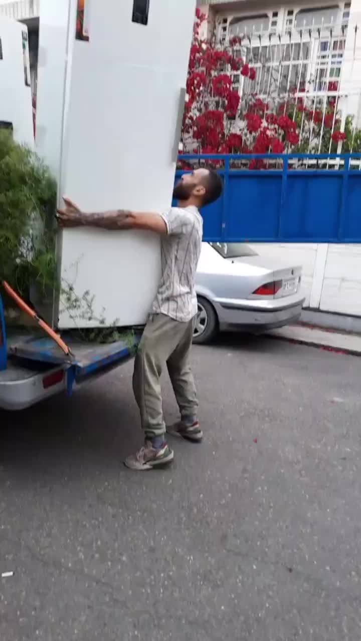 شرکت اثاث کشی و باربری بزرگ تلاش کاران|خدمات حمل و نقل|آمل, |دیوار