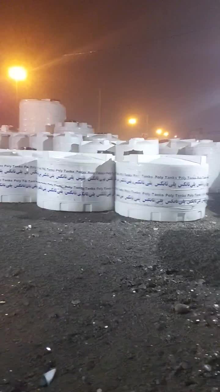 مخزن منبع ذخیره تانکر برای آب و گازوئیل ۷،۵۰۰ عمود|مصالح و تجهیزات ساختمان|تهران, فردوسی|دیوار