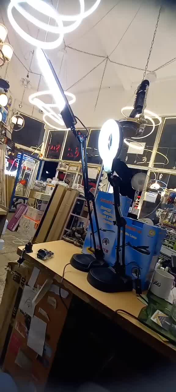 چراغ مطالعه LED ذربین دار مهندسی پایه متحرک اهرمی|چراغ خواب و آباژور|اردبیل, |دیوار
