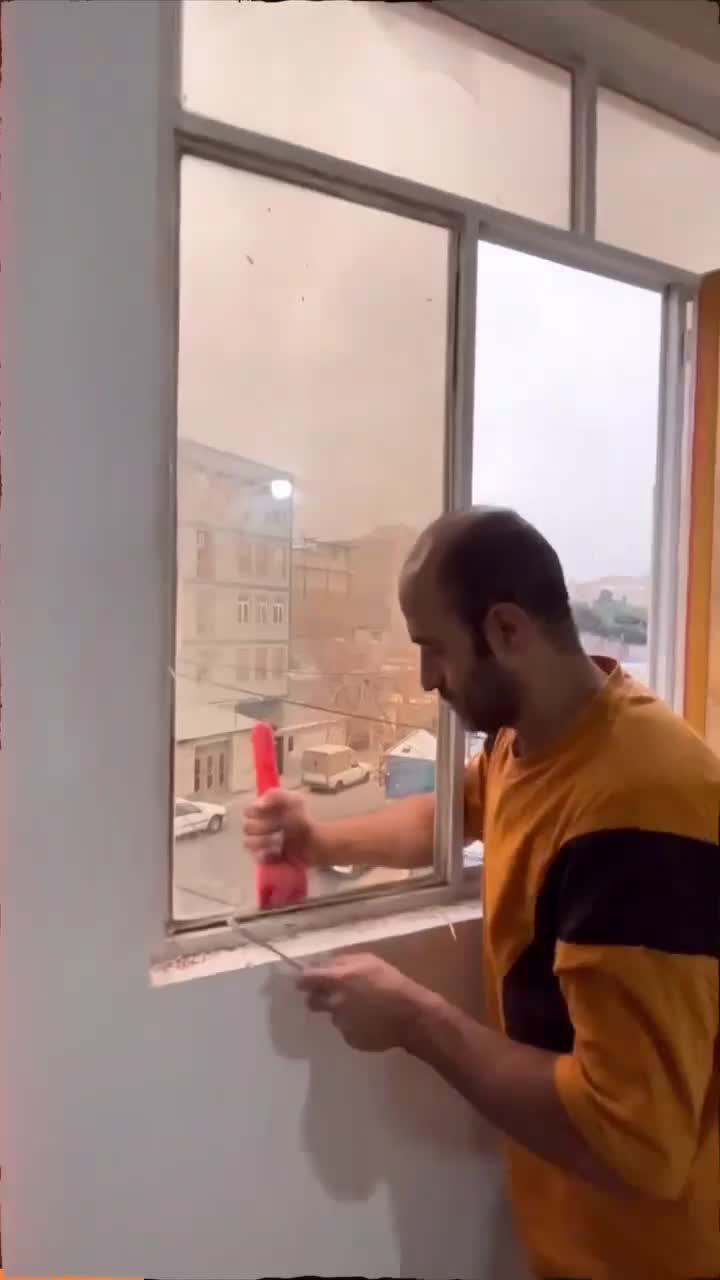 درب و پنجره دوجداره (تعمیرات)|خدمات پیشه و مهارت|شیراز, اصلاحنژاد|دیوار