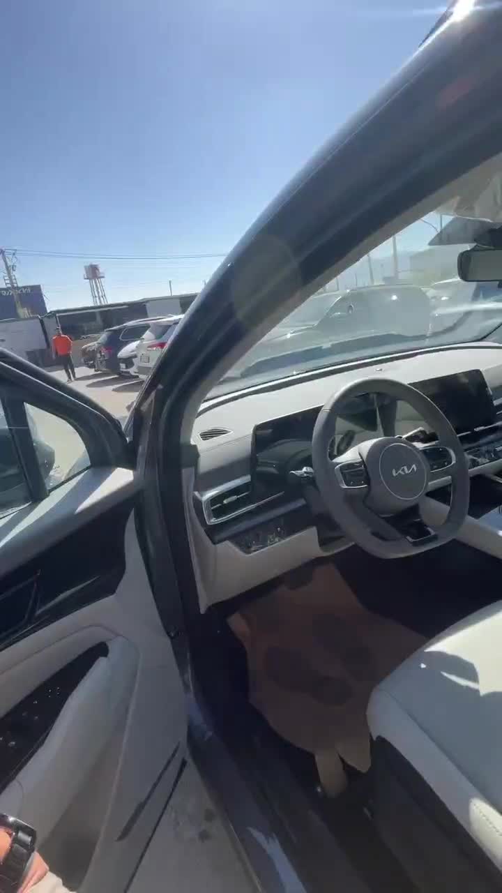 کیا اسپورتیج ۲۰۲۵ لانگ صفر فول رادار سقف پانوراما|خودرو سواری و وانت|اصفهان, فیض|دیوار