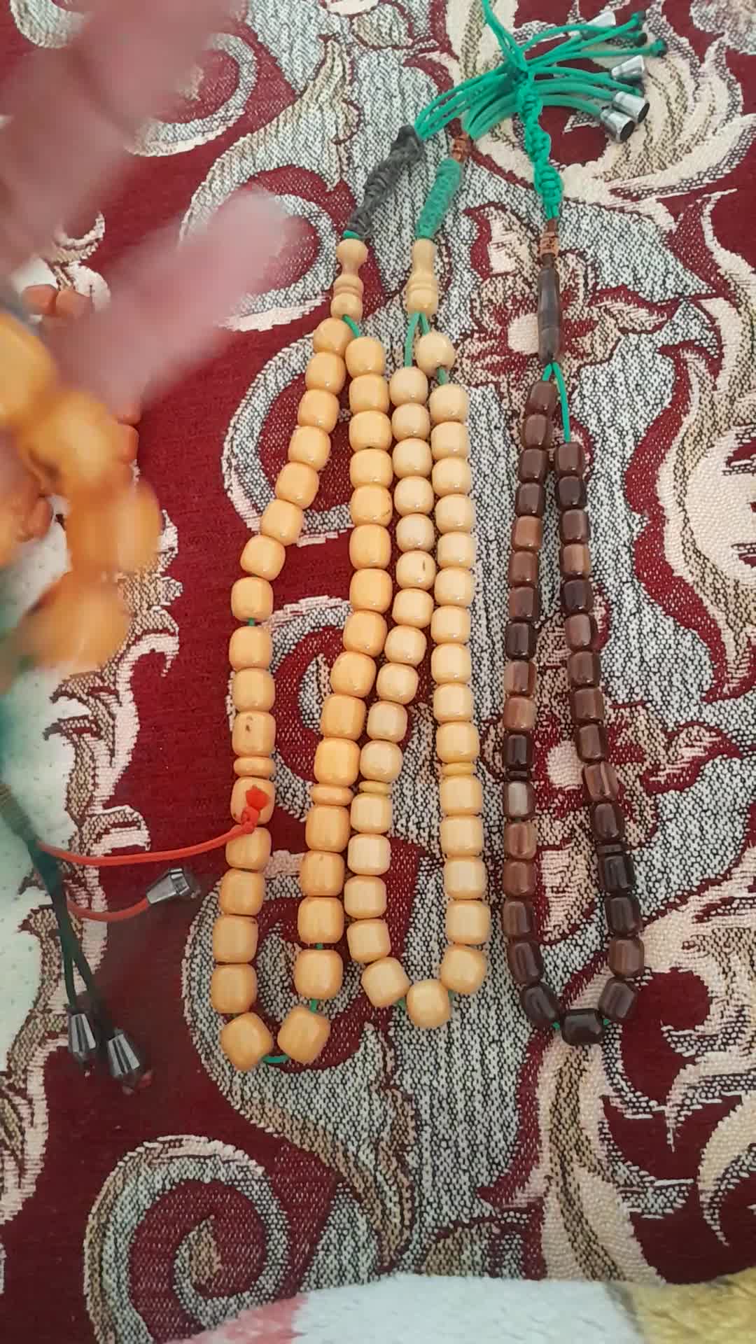 تسبیح سندلوس کهنه المان|کلکسیون اشیاء عتیقه|ازنا, |دیوار