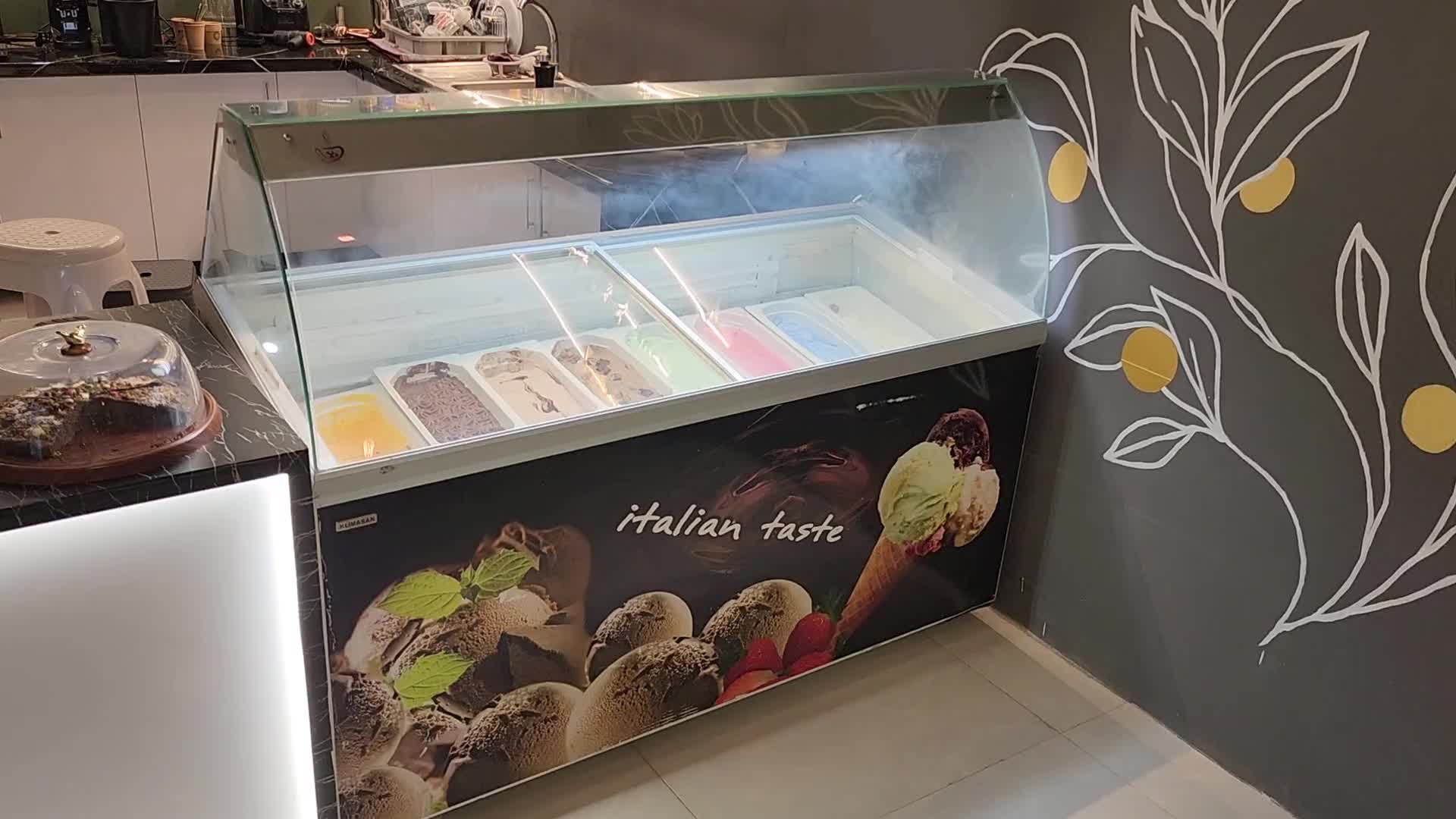 فریزر تاپینگ بستنی ۸ لگنه|کافی‌شاپ و رستوران|صحرای باغ, |دیوار