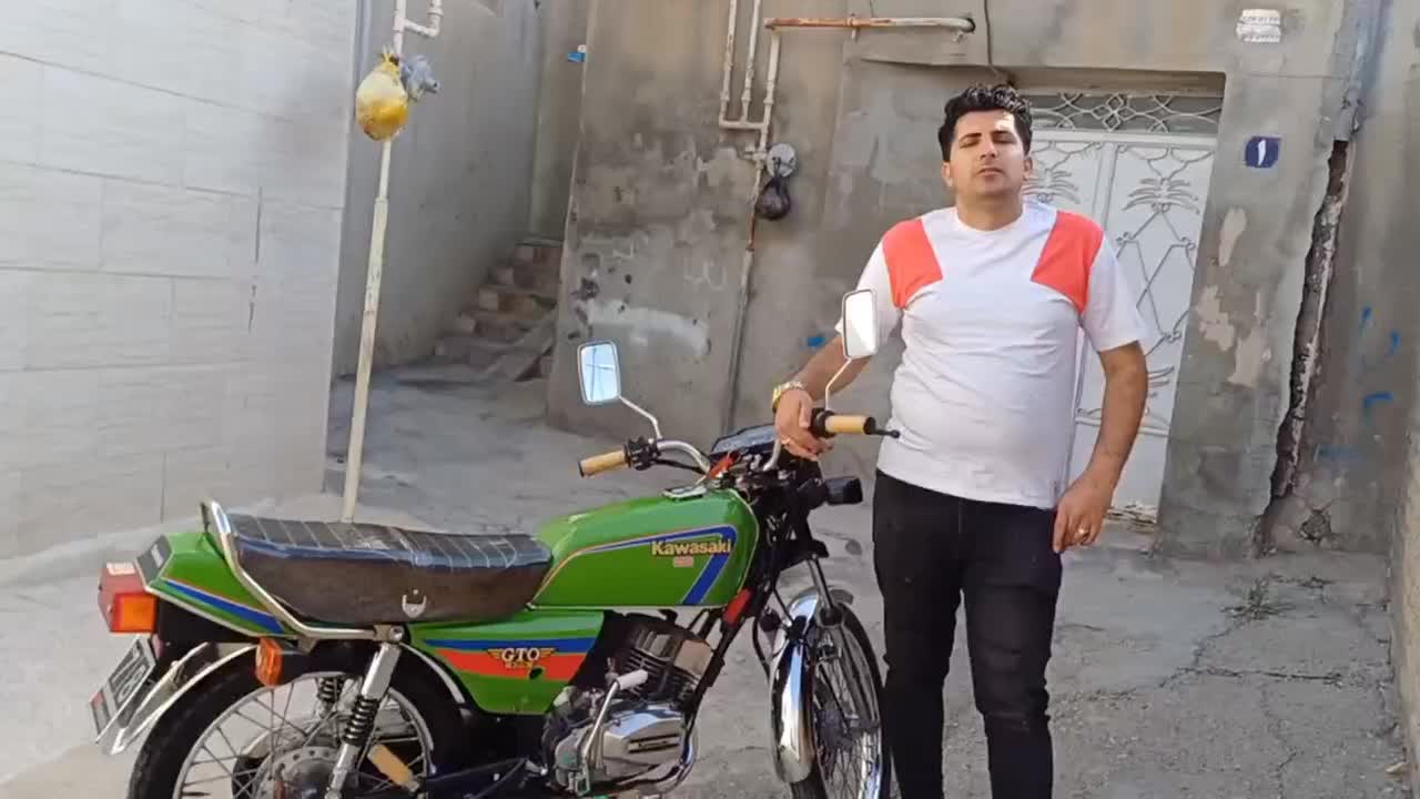 موتور کاوازاکی ۱۲۵ دارای کارت و پلاک میباشد|موتورسیکلت|کرمانشاه, |دیوار