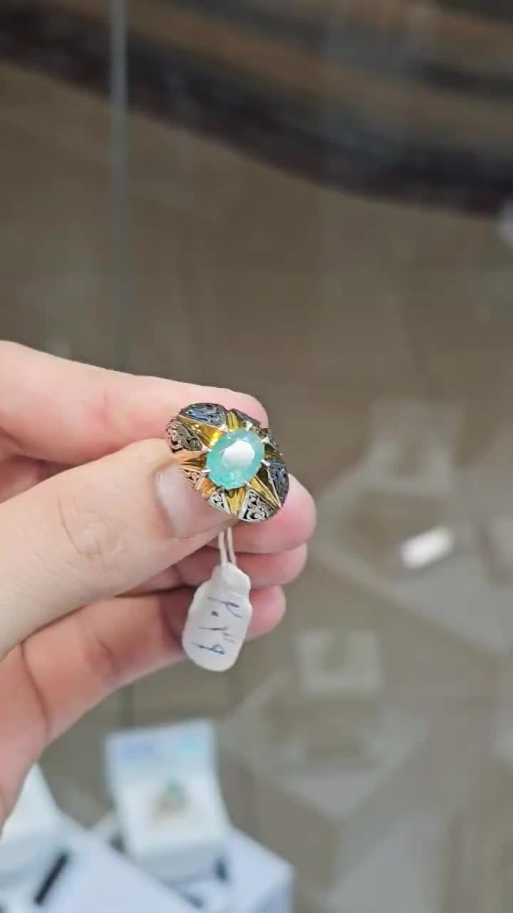 انگشتر زمرد زامبیا طبیعی|جواهرات|قم, سالاریه|دیوار