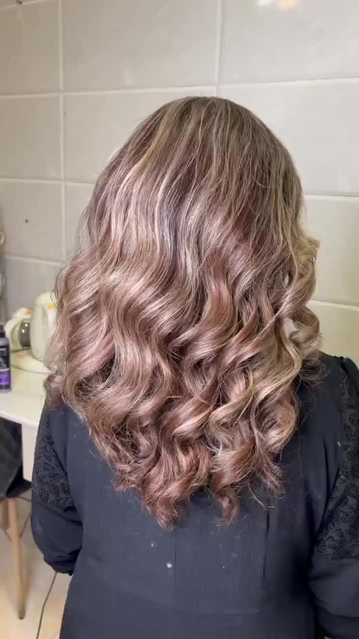 رنگ مو تخصصی|خدمات آرایشگری و زیبایی|الیگودرز, |دیوار